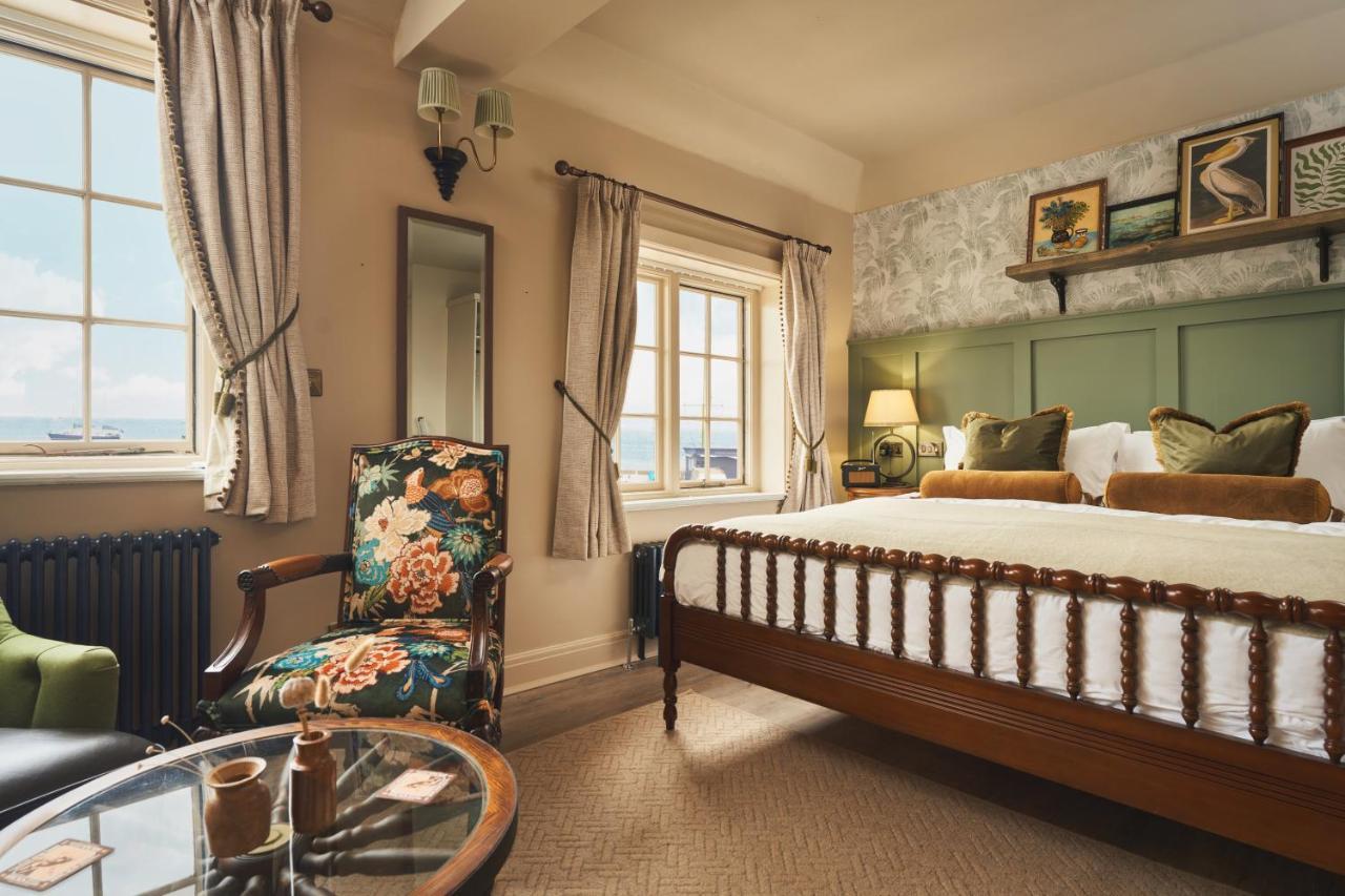 Hotel The Rising Sun Saint Mawes Esterno foto