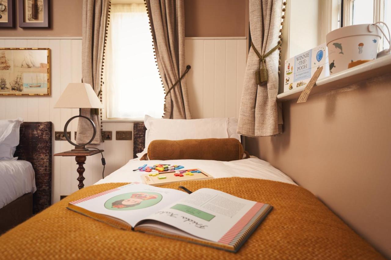 Hotel The Rising Sun Saint Mawes Esterno foto