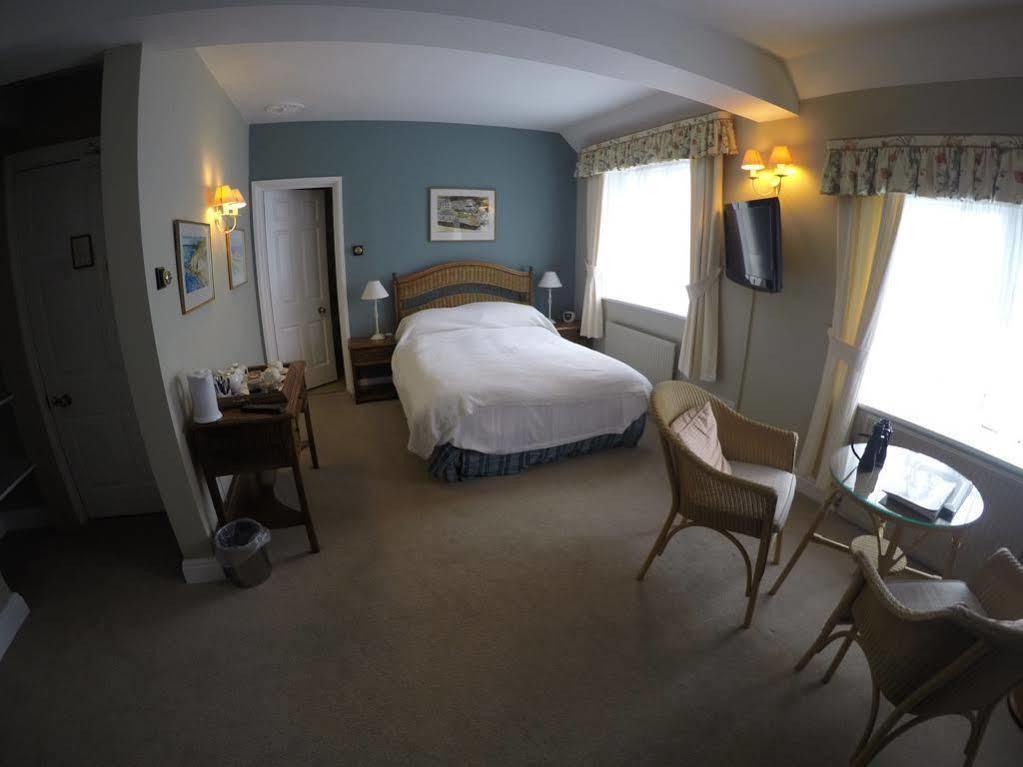 Hotel The Rising Sun Saint Mawes Esterno foto